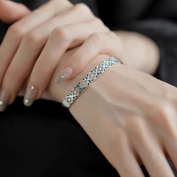 Cuff Bracelet for Women, Creative Design Sparkling Zircons, stamped S925 - Picture 2 of 11